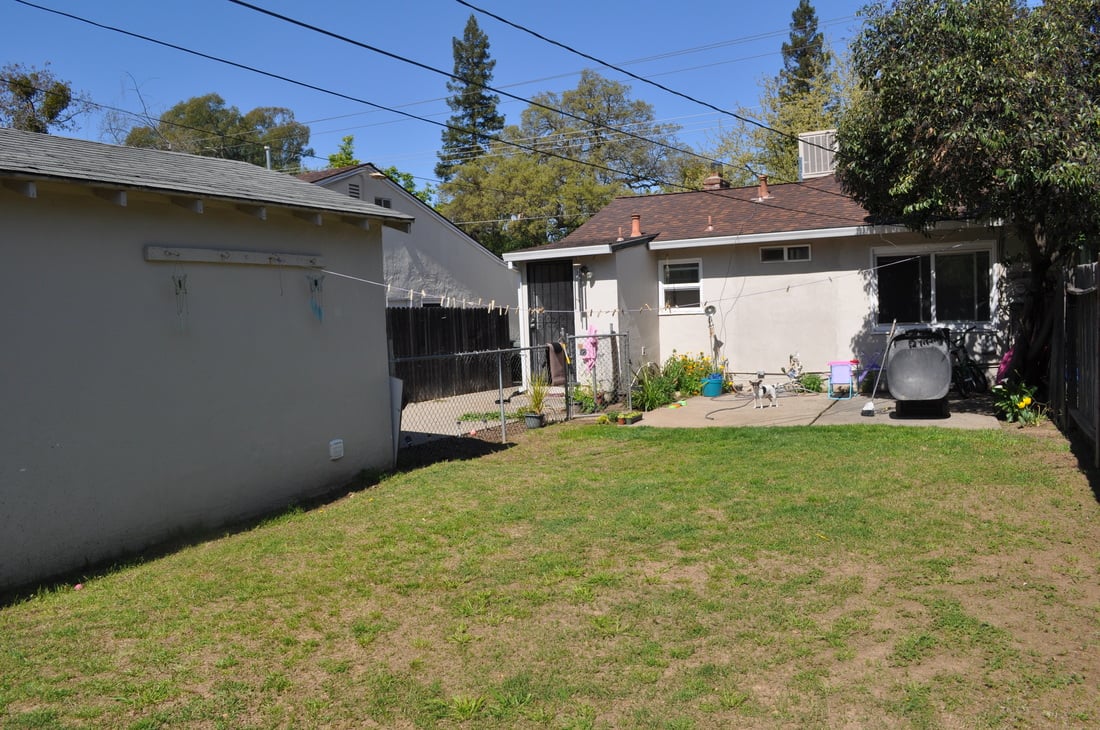 Duplex for Sale on Arden Way, Right on The Border of Arden Park!