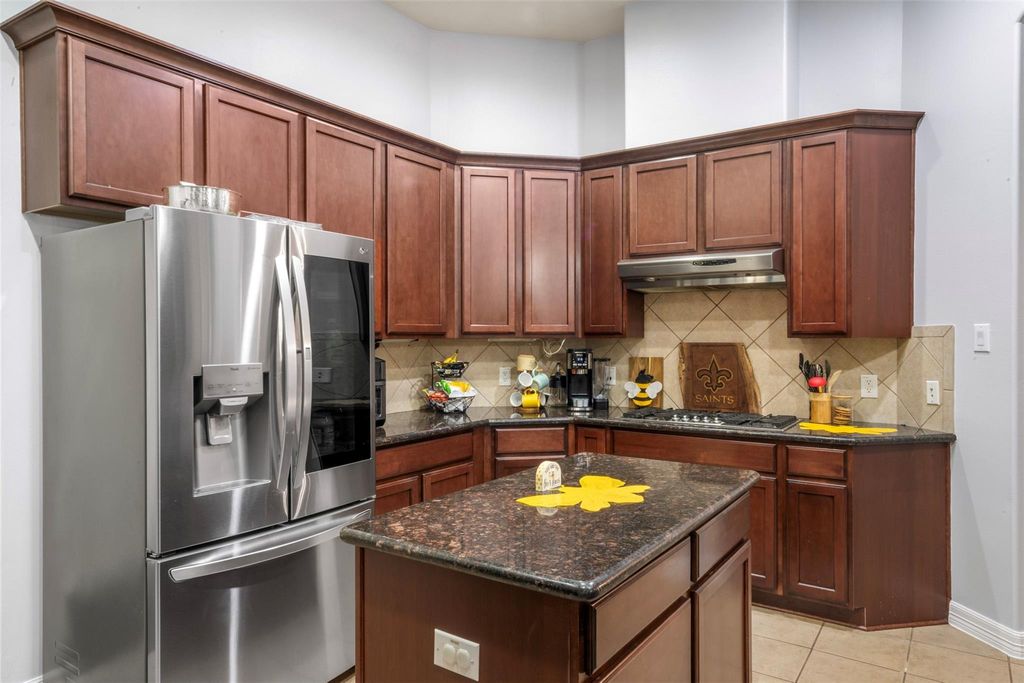 3011 Douglas Creek Ln