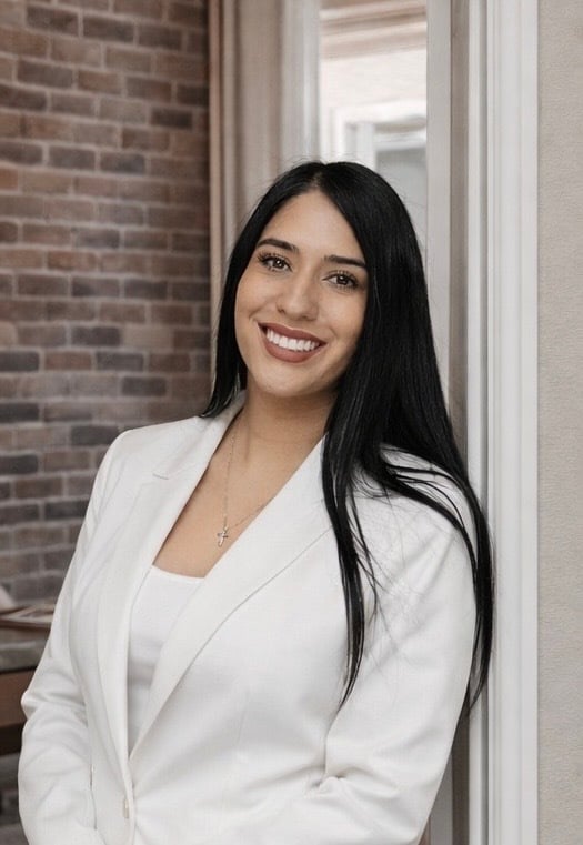 Lezley Anaya