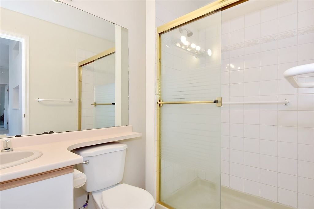 3769 W 7th Ave, #325