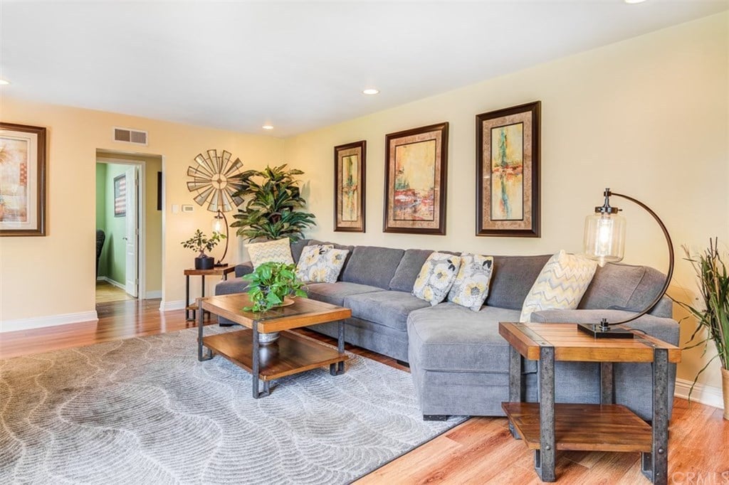 6212 Chickasaw Dr