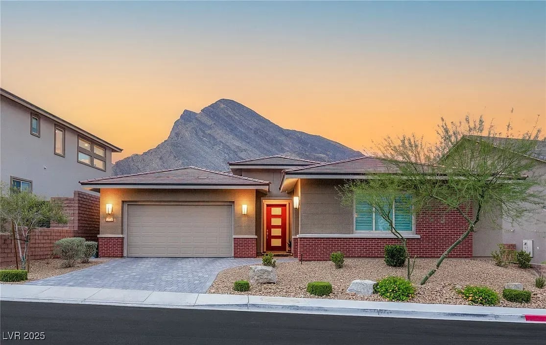 2721 Nevada Agave Ln