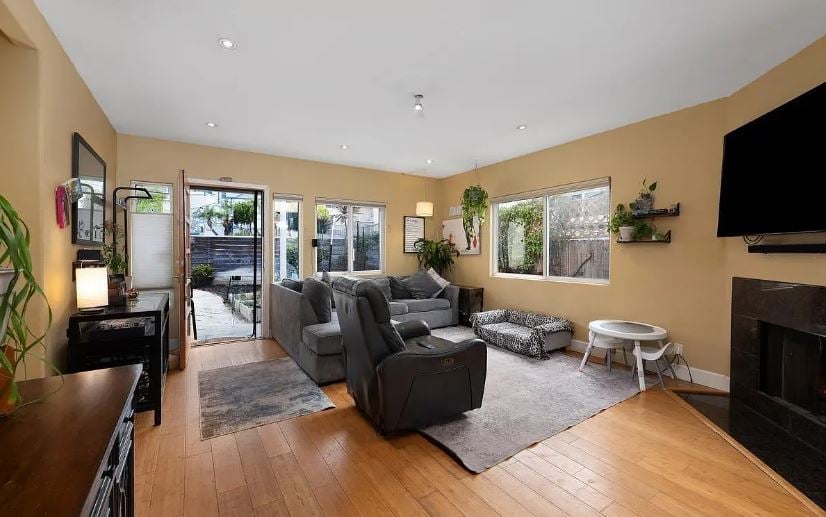 2866 Eagle St, San Diego, CA 92103