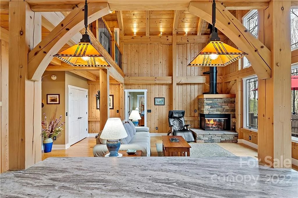24 Mossy Rock Ln
