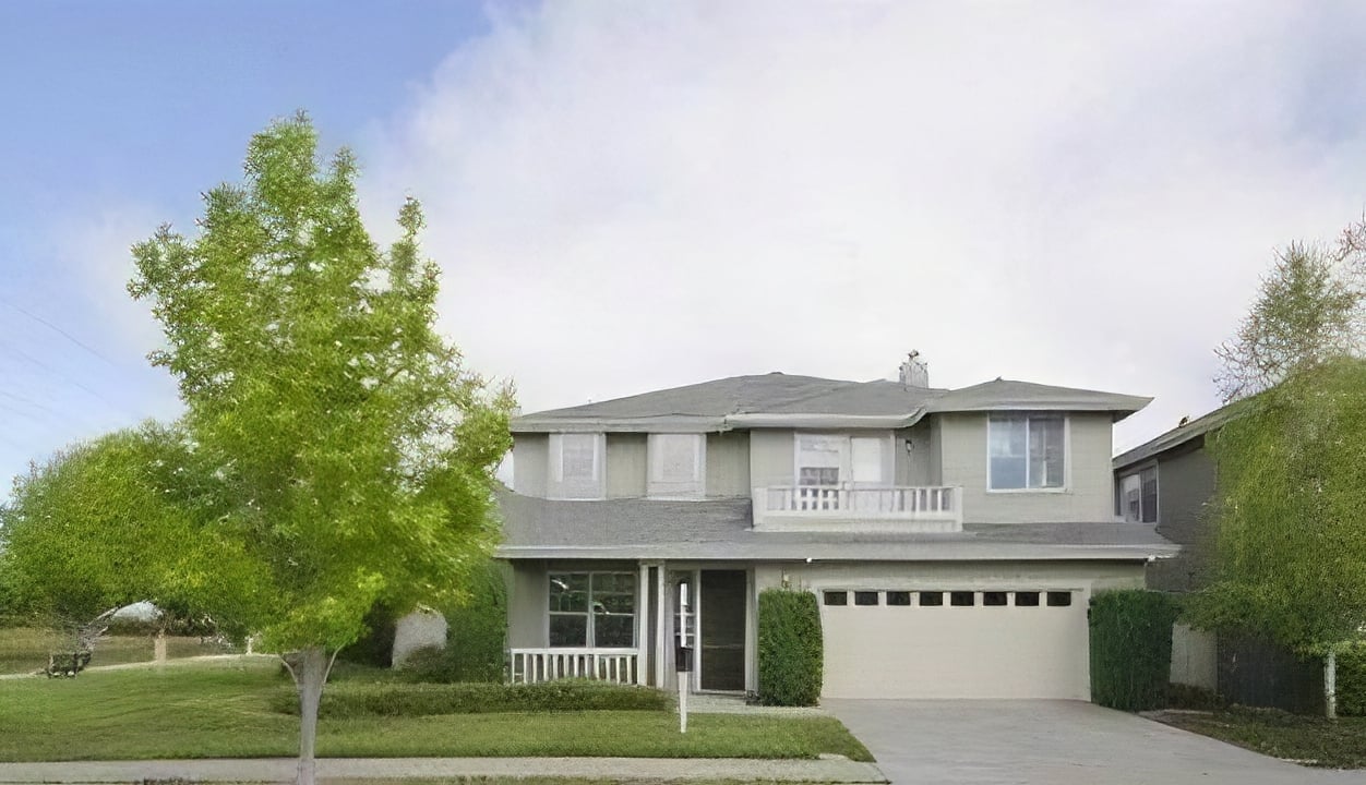 2120 Gossamer Avenue