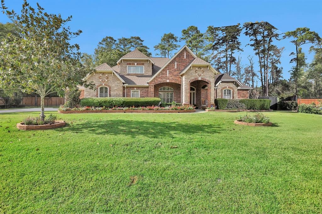 9051 Rocky Ridge Dr