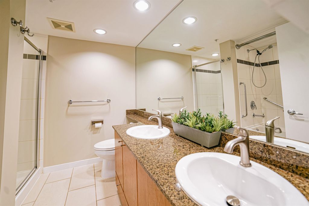 7063 Hall Ave, #203