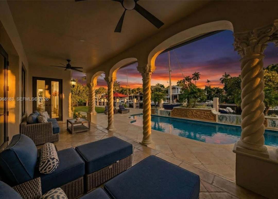628 Coral Way
