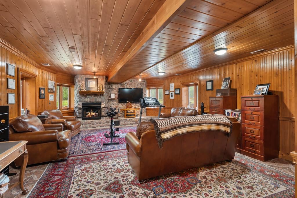 2499 E. Saint Ignace Rd