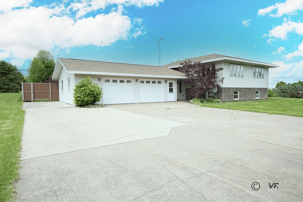3012 S Golf Rd