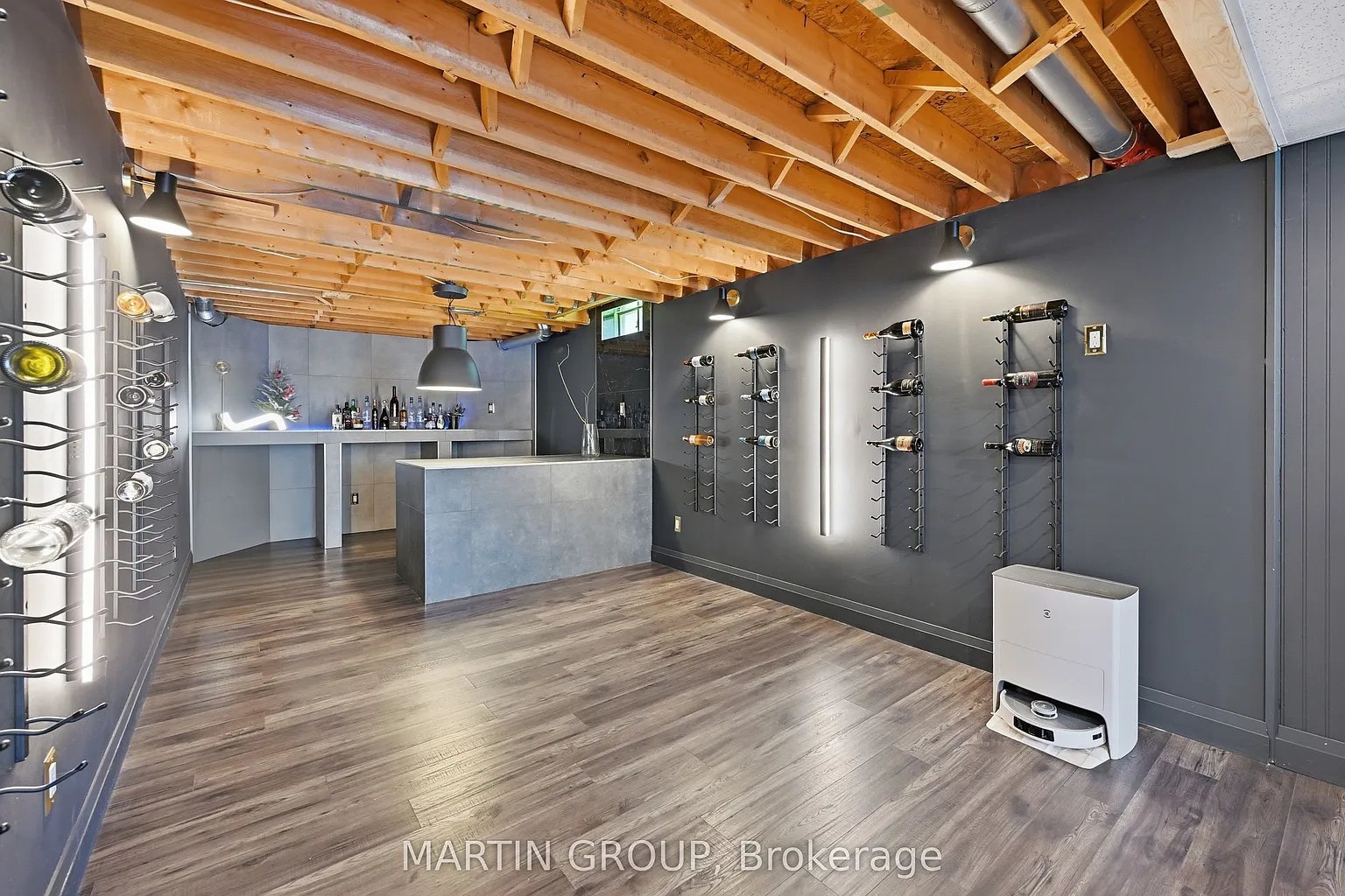376 Carrier Ln
