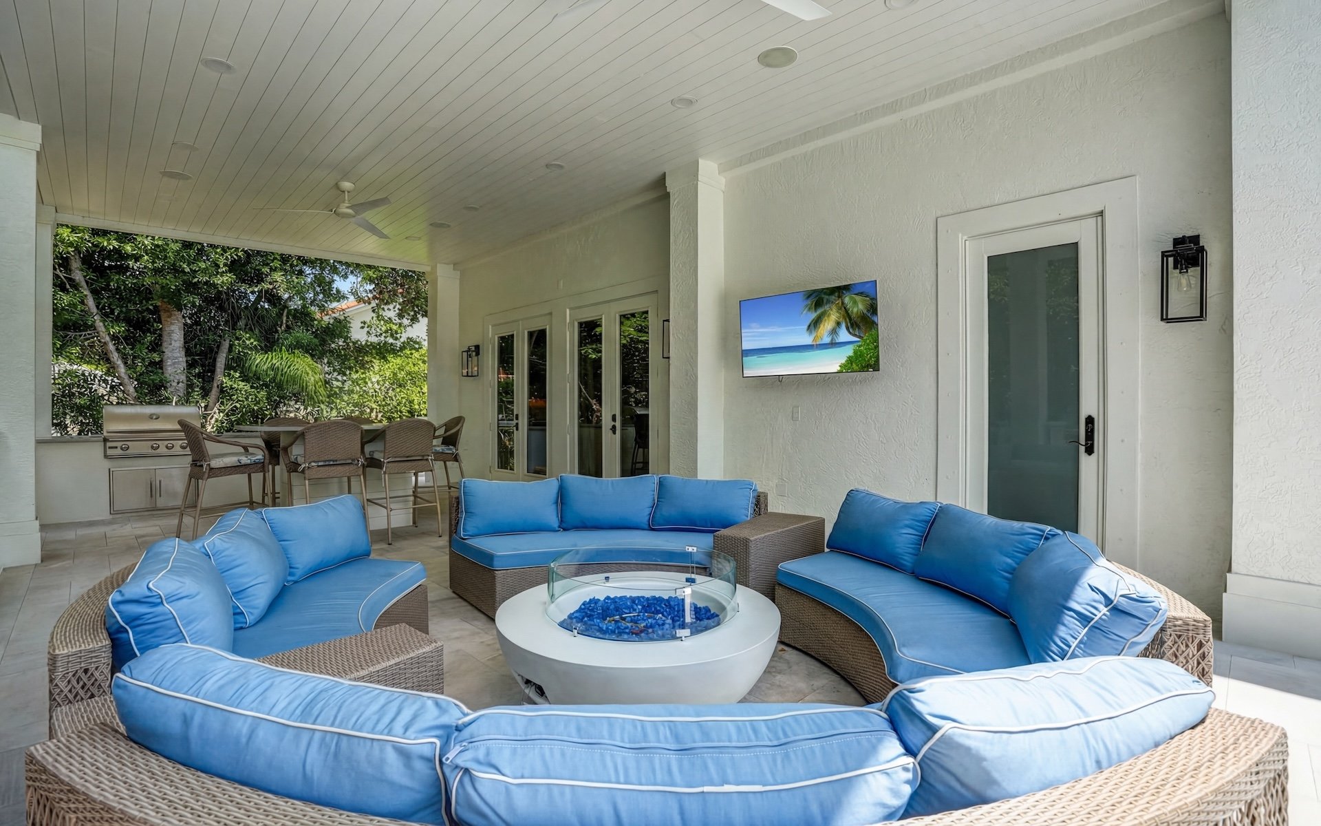 7562 Cordoba Cir