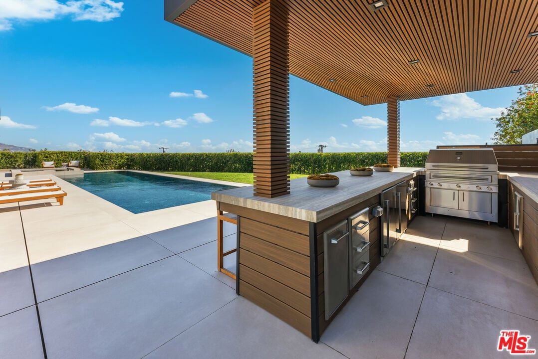 Zenith Horizon, Malibu Rd, 90265