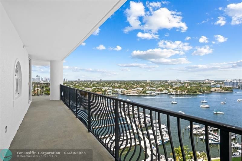 100 S Birch Rd Unit 1605 D