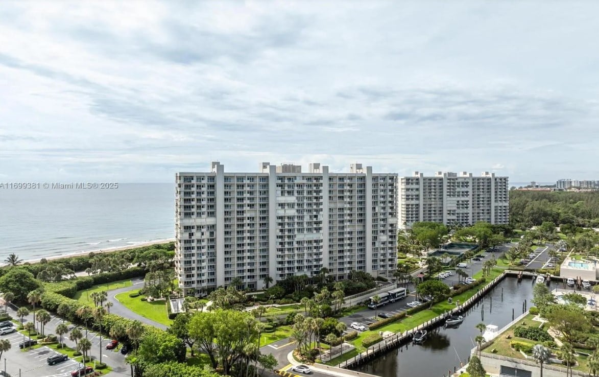 4301 N Ocean Blvd #303A