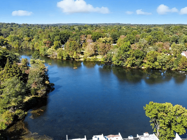 10301 Wilde Lake Ter