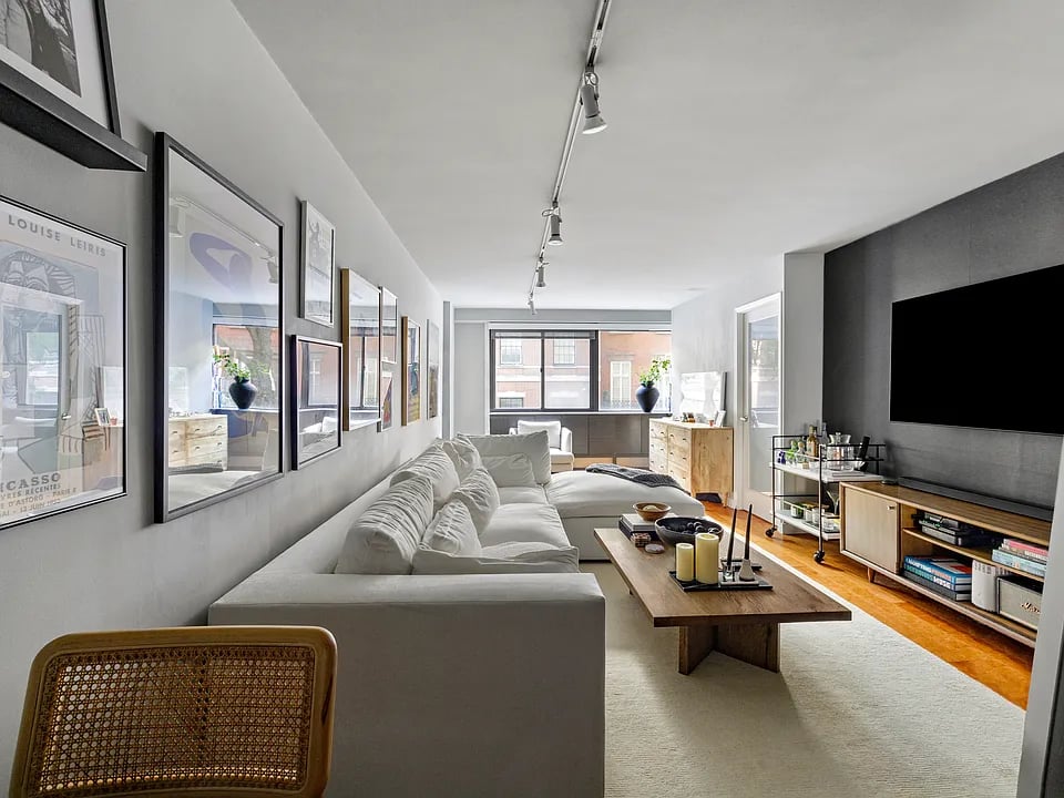 16 West 16th Street 2VN