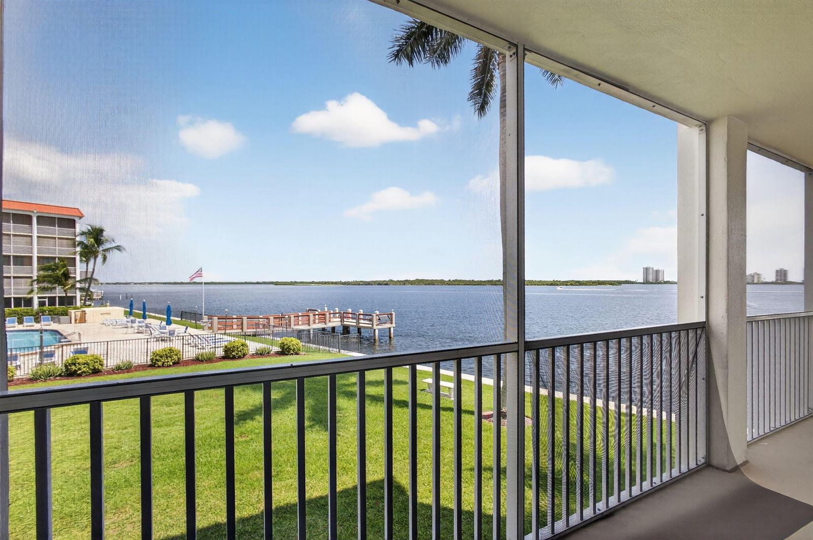 100 Paradise Harbour Boulevard #204