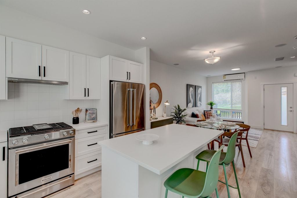16433 19 Ave, #42