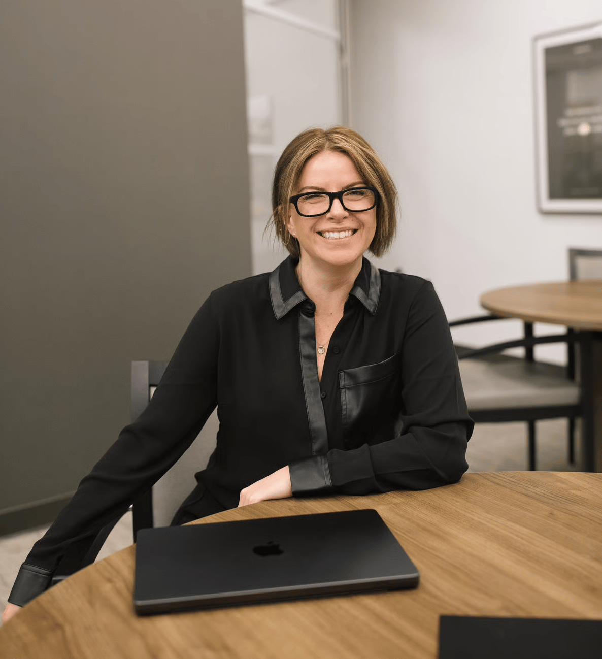 Milly Cozza Petaluma, CA Real Estate Agent Headshot
