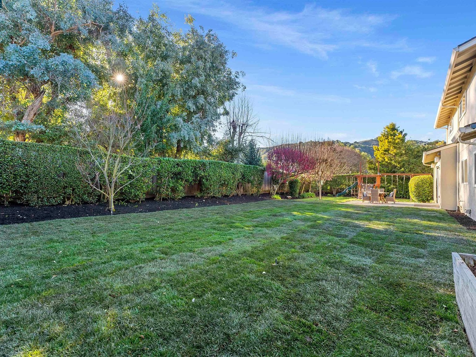 1410 De La Cruz Way