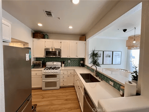 143 Trofello Ln