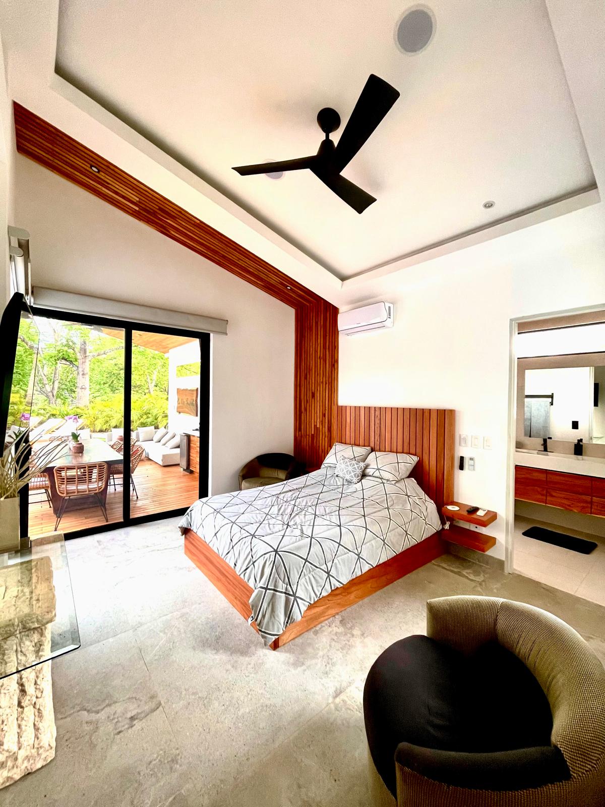 Casa La Ola Perfecta | Luxury 5-Bedroom Home with Pool Near the Beach in Hacienda Pinilla
