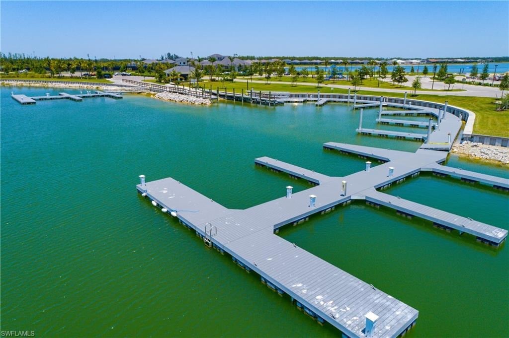 19053 Aqua Shore Dr