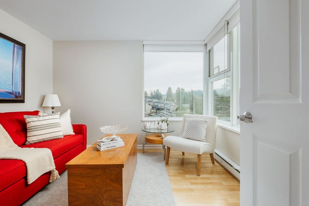 235 Guildford Way, #1003