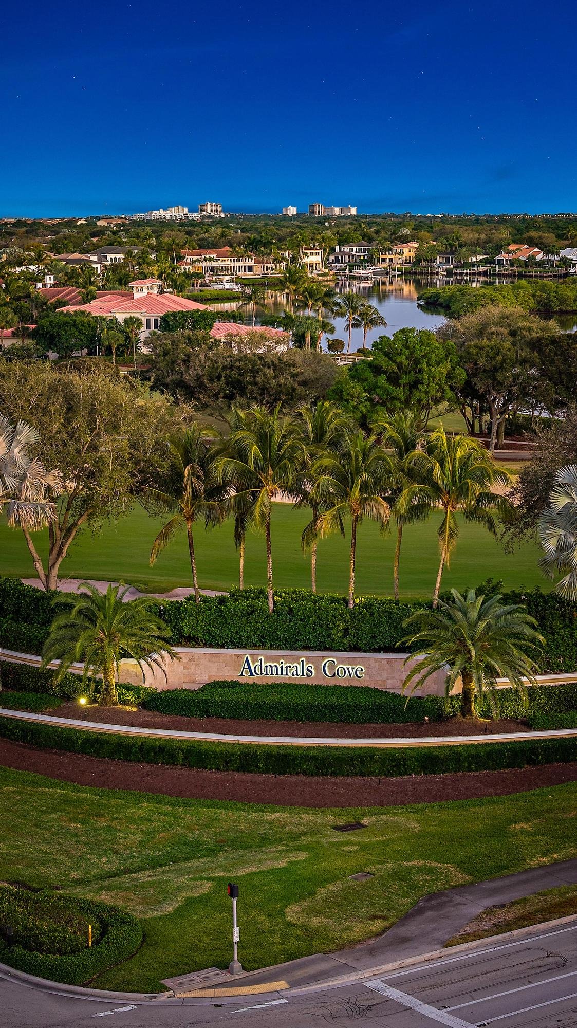 Admiral's Cove Waterfront Estate 