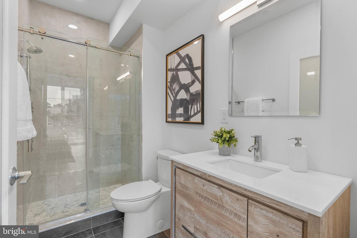 950 N 2nd St #UNIT 5C, Philadelphia, PA 19123