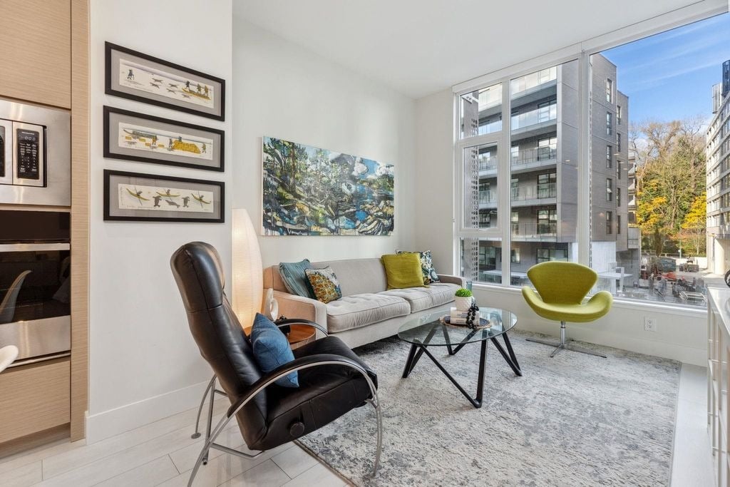 3438 Sawmill Cres, #319