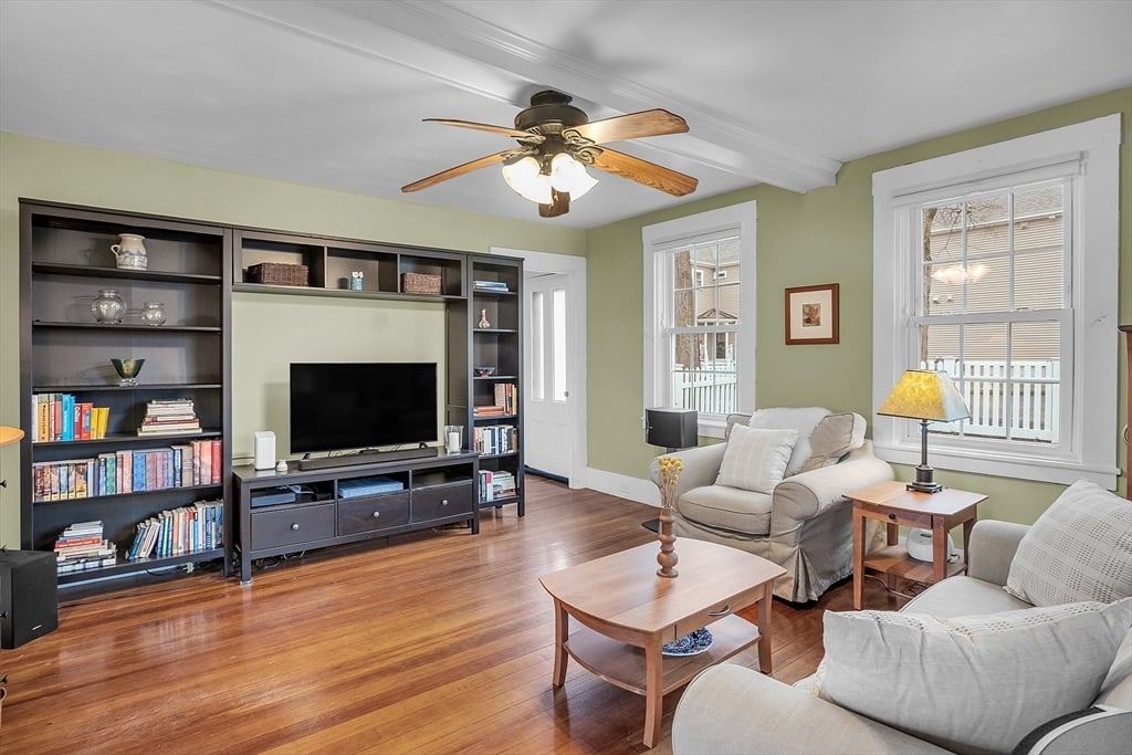 36 Pleasant St