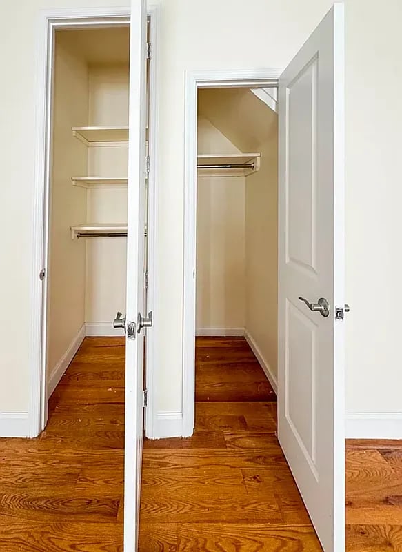 1479 East 34th Street #1R