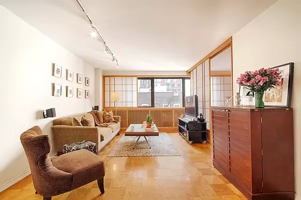 16 West 16th Street 9RN