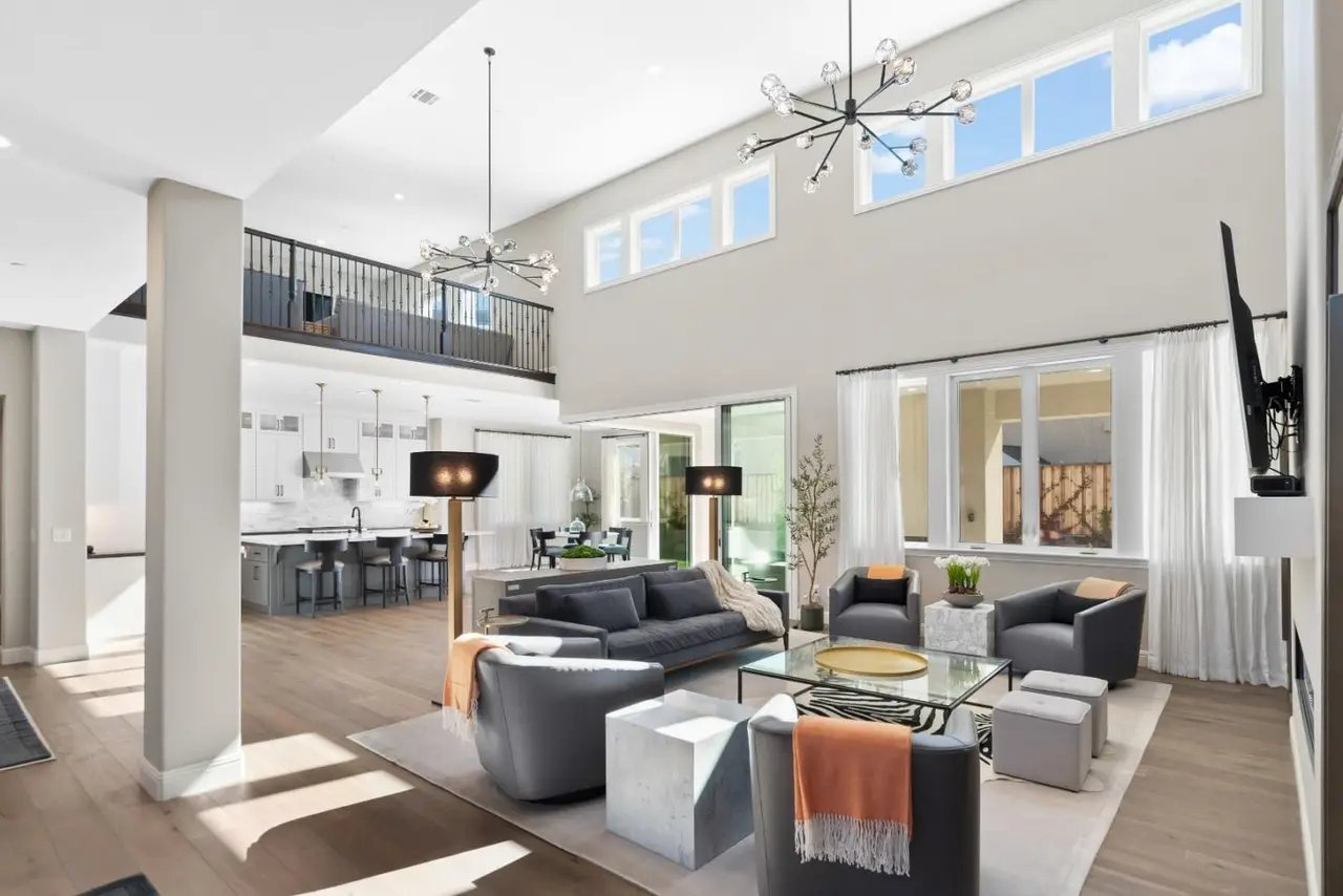 18600 Corte Arcangel