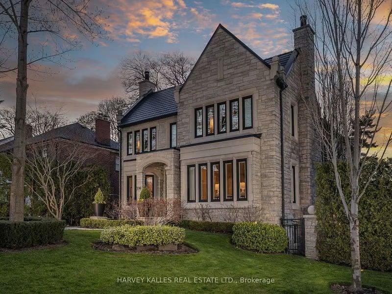 230 StLeonards Ave