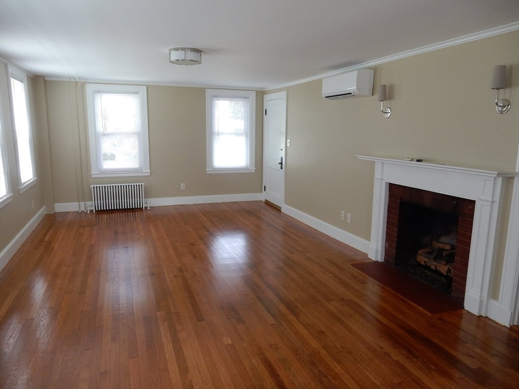 2 Littleton Road