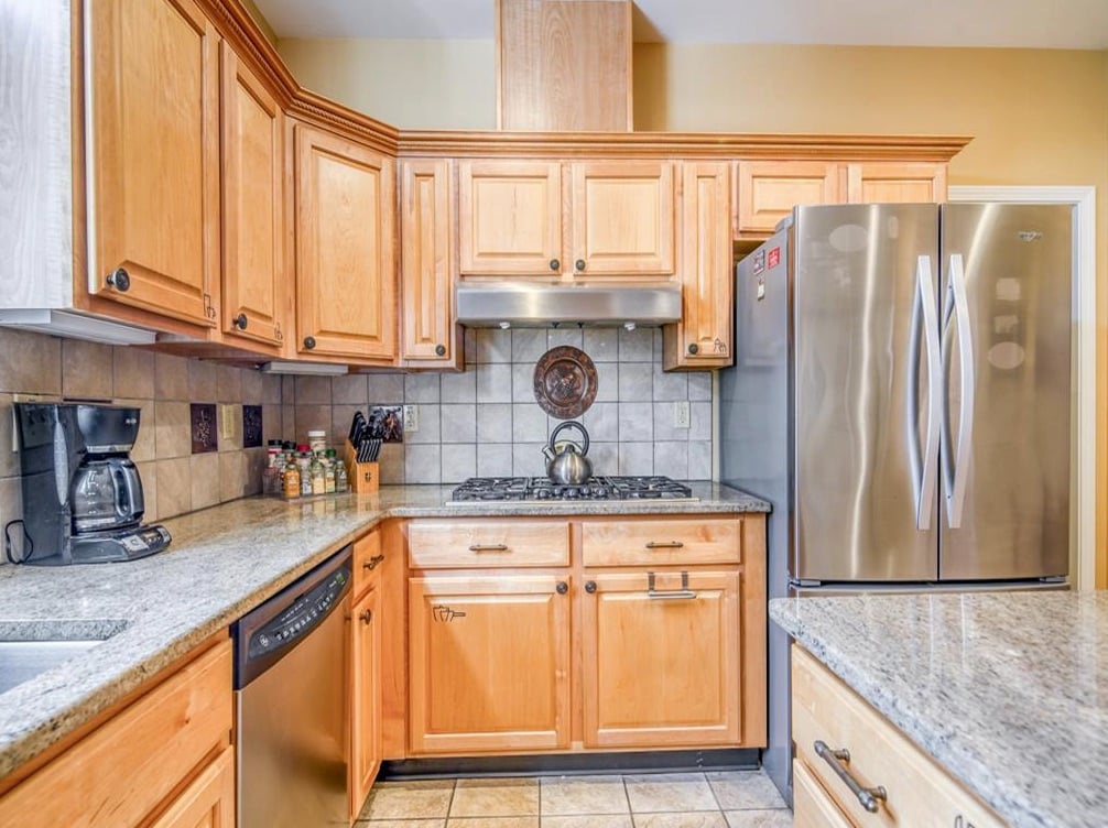 6 Fresh Pond Rd
