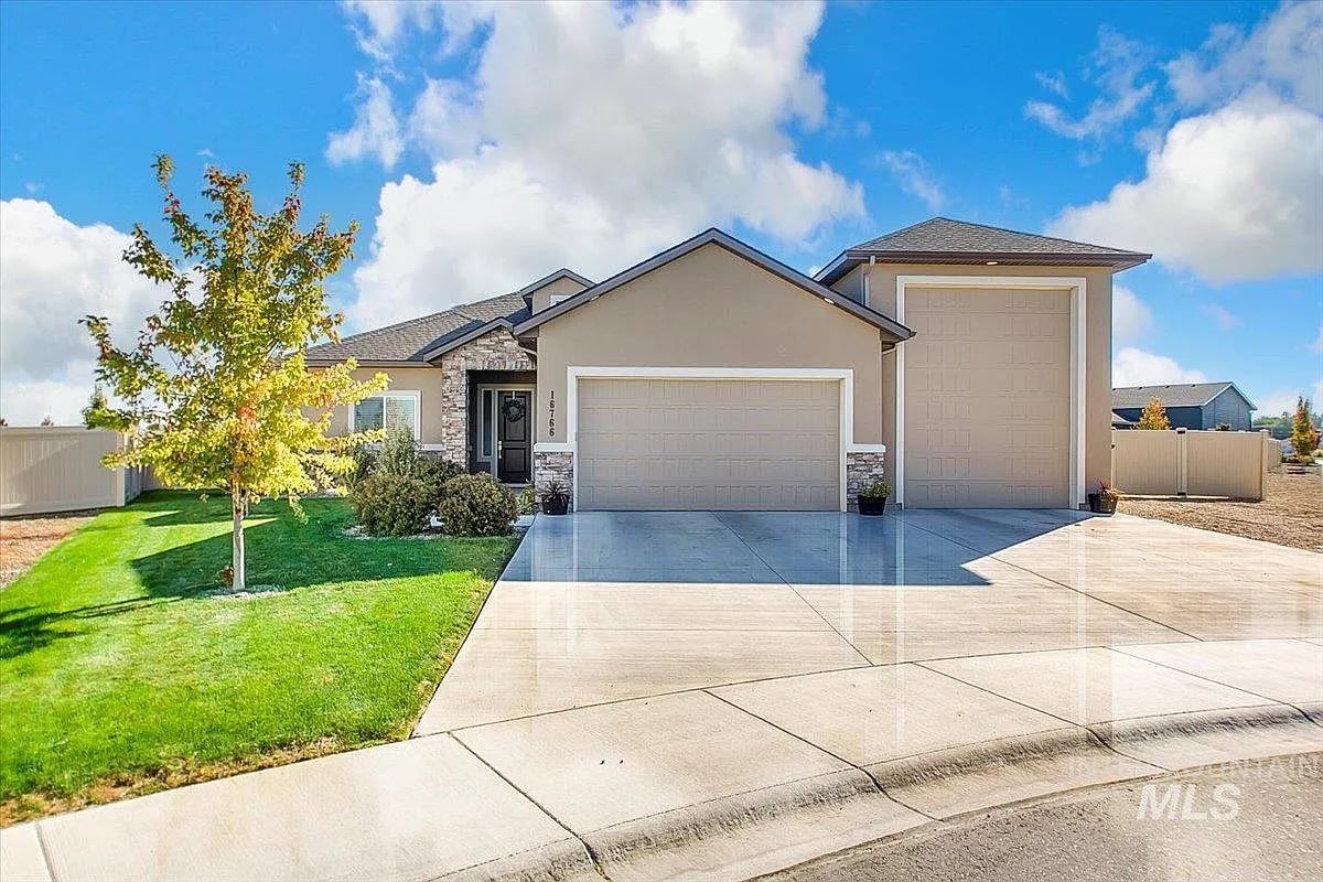 16766 London Park Pl