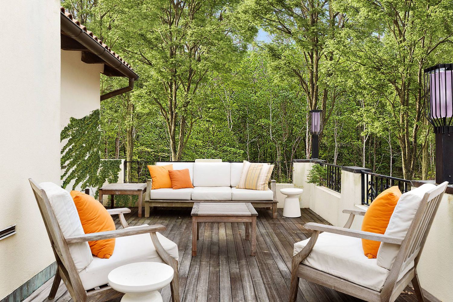 A Modern Craftsman Masterpiece in Sag Harbor's Exclusive North Haven Point