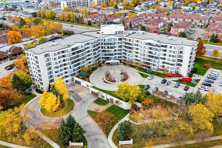 1001 Cedarglen Gate #522