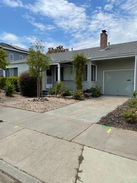 2072 Eucalyptus Ave