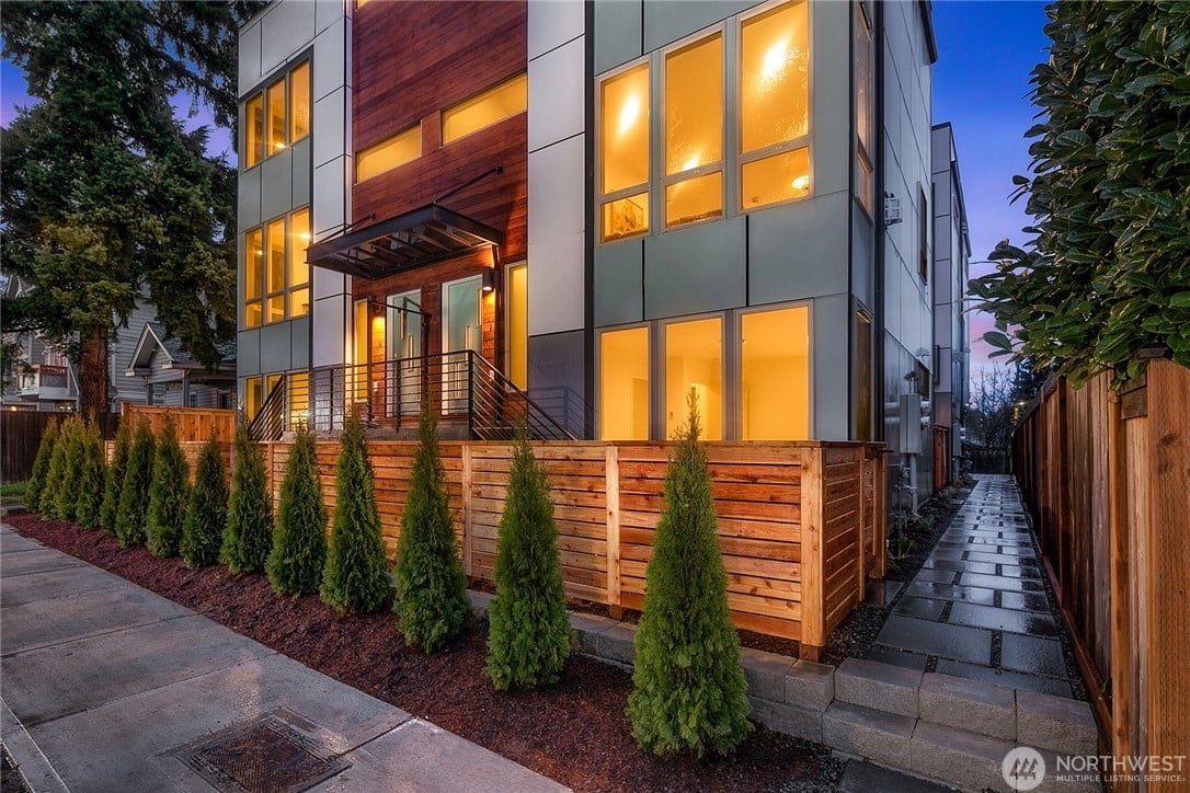 632 B NW 85th