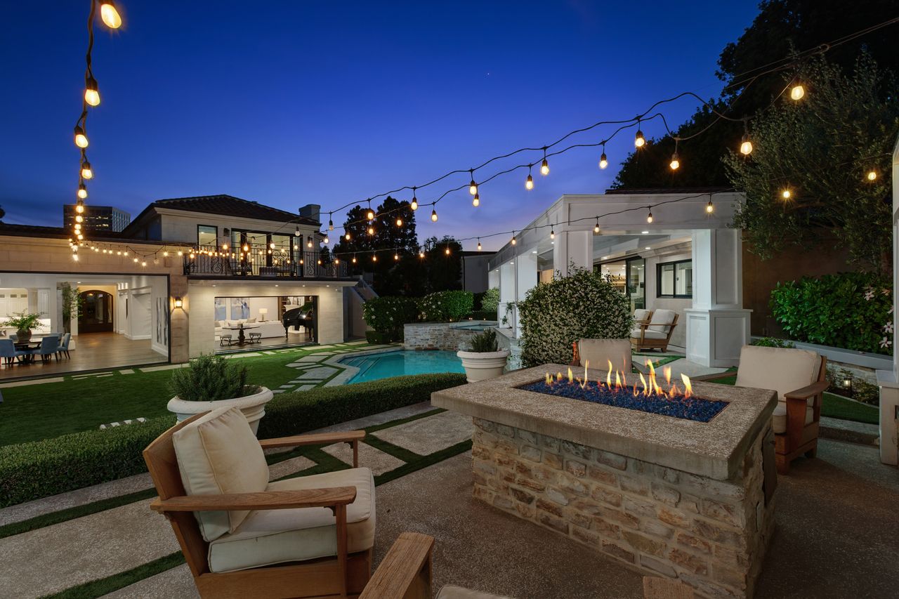 Luxury Estate in Big Canyon