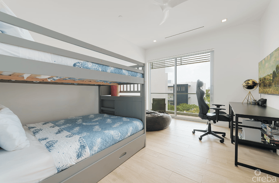 ONE CANAL POINT PENTHOUSE WITH COVERED ROOF TERRACE