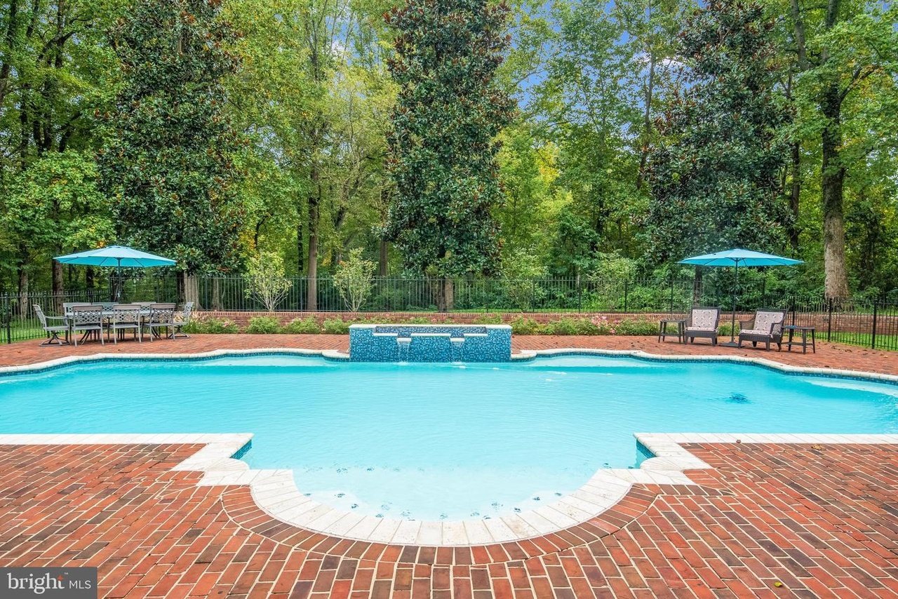 1101 Captain Bell Ct