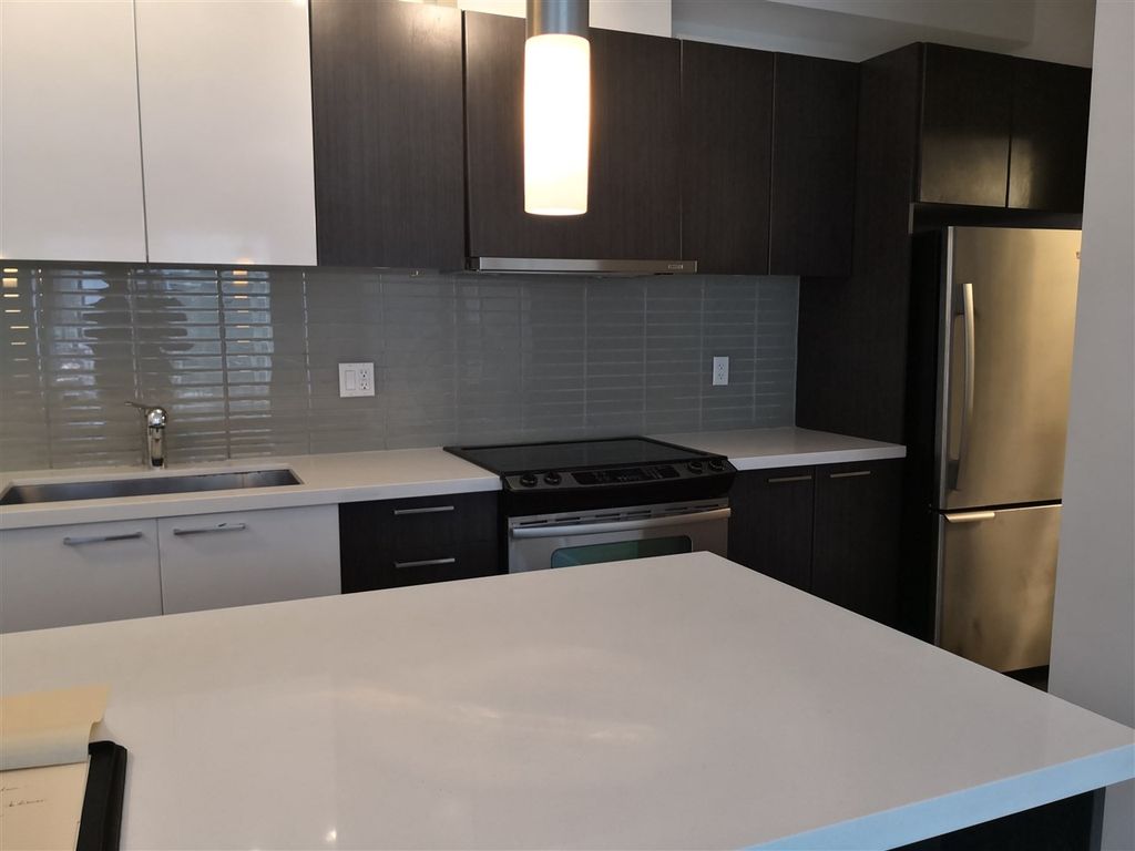 618 Langside Ave, #118