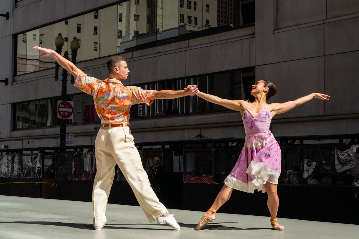 Smuin dancers performing contemporary ballet