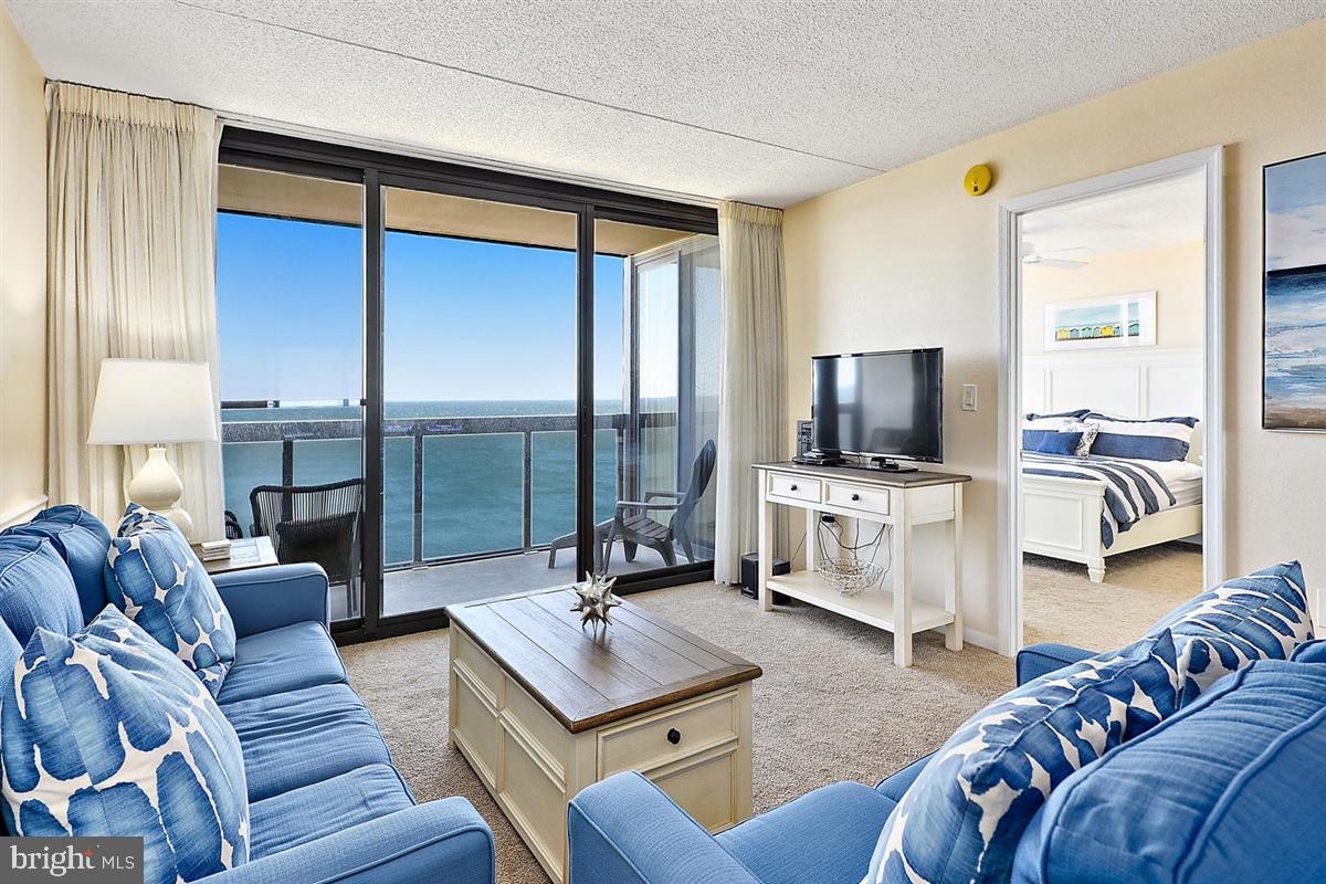 10900 Coastal Hwy #2007